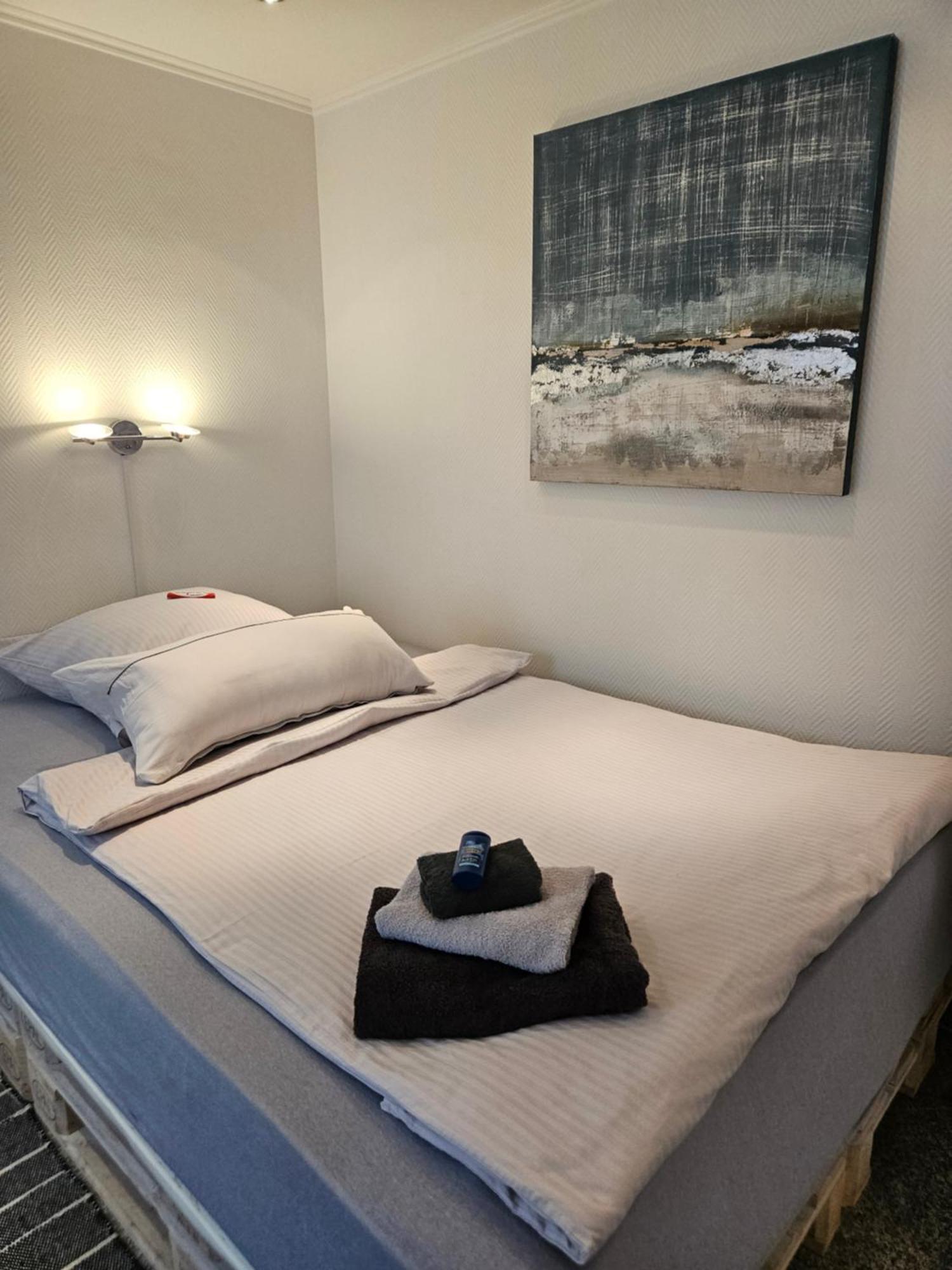 Standardzimmer Nahe Messe Und Airport Düsseldorf Extérieur photo